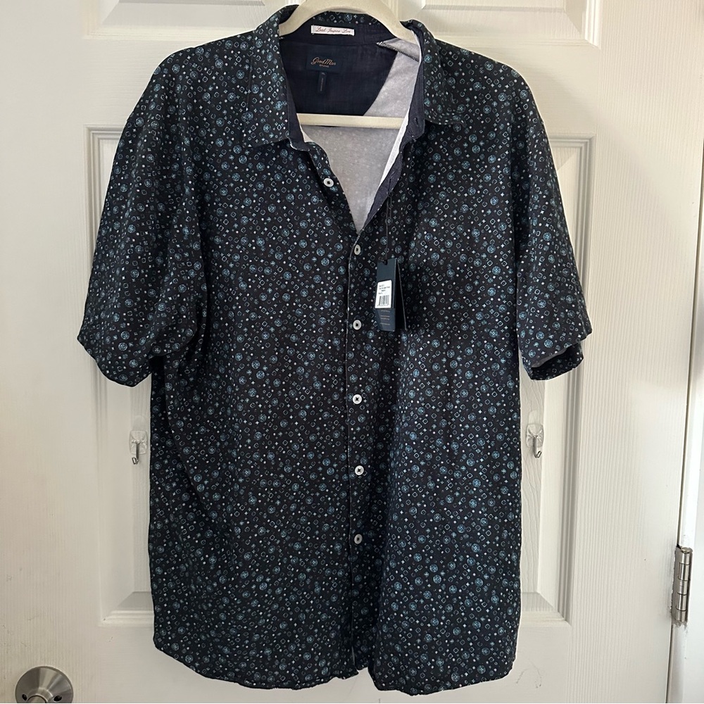 New with tags good man brand men’s casual button down shirt size XL